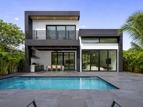 280 NW 47th St, Miami FL 33127