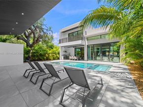 280 NW 47th St, Miami FL 33127