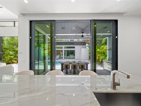 280 NW 47th St, Miami FL 33127