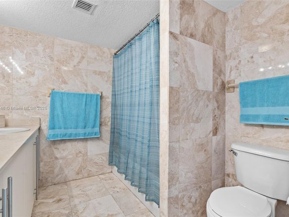 7600 Collins Ave 1208, Miami Beach FL 33141