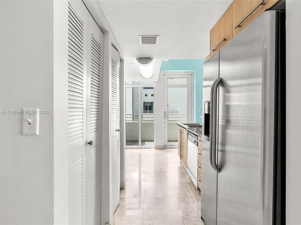 7600 Collins Ave 1208, Miami Beach FL 33141