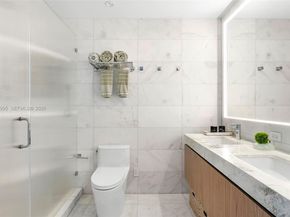 500 Alton Rd 2004, Miami Beach FL 33139