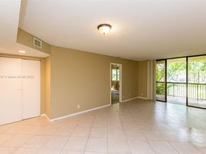 5721 Riverside Dr 202B5, Coral Springs FL 33067