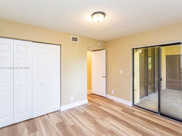 5721 Riverside Dr 202B5, Coral Springs FL 33067