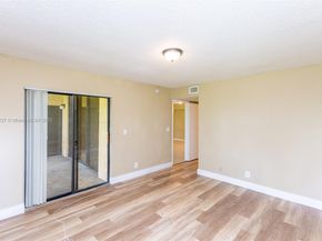 5721 Riverside Dr 202B5, Coral Springs FL 33067