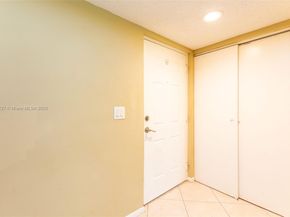 5721 Riverside Dr 202B5, Coral Springs FL 33067