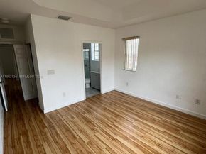 1420 NE 33rd Ave 20115, Homestead FL 33033
