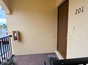 1420 NE 33rd Ave 20115, Homestead FL 33033
