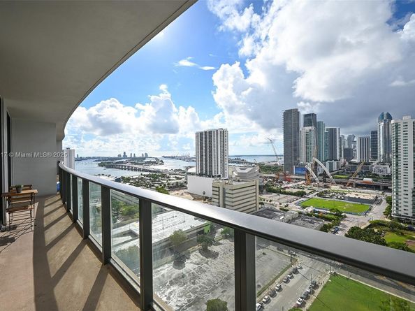 1600 NE 1st Ave 2308, Miami FL 33132