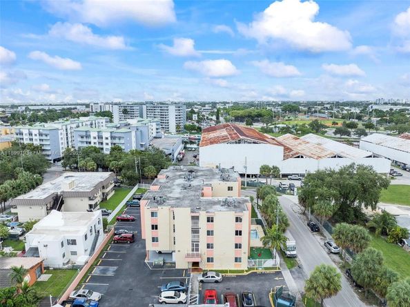 2400 NW 16th St Rd, Miami FL 33125