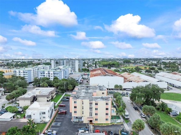 2400 NW 16th St Rd, Miami FL 33125
