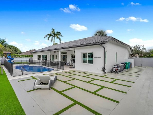 7362 SW 120th Ave, Miami FL 33183