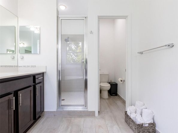 4923 NW 48th Ter, Tamarac FL 33319