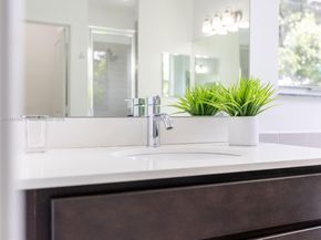 4923 NW 48th Ter, Tamarac FL 33319