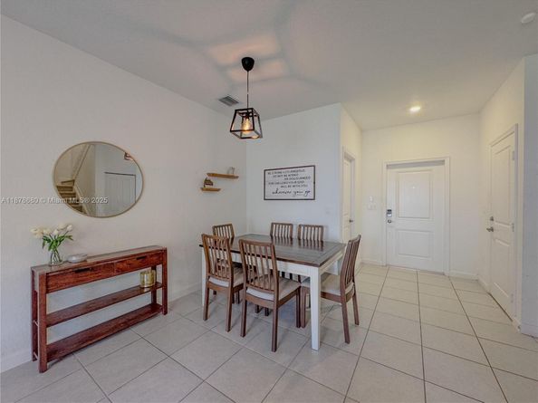 11835 NW 46th St, Coral Springs FL 33076