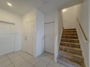 11835 NW 46th St, Coral Springs FL 33076