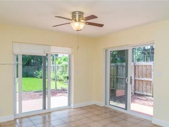 1215-1217 NE 16th Ave, Fort Lauderdale FL 33304