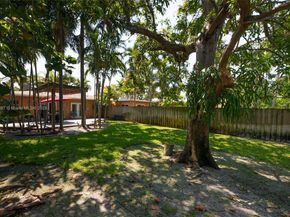 1215-1217 NE 16th Ave, Fort Lauderdale FL 33304