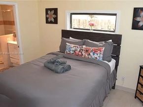 1215-1217 NE 16th Ave, Fort Lauderdale FL 33304