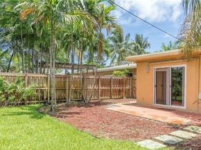 1215-1217 NE 16th Ave, Fort Lauderdale FL 33304