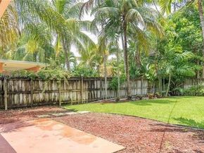 1215-1217 NE 16th Ave, Fort Lauderdale FL 33304