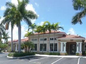 6410 Emerald Dunes Dr 206, West Palm Beach FL 33411