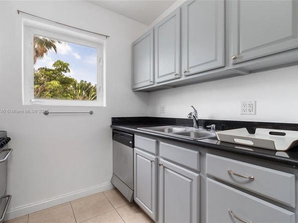 750 Jefferson Ave 15, Miami Beach FL 33139
