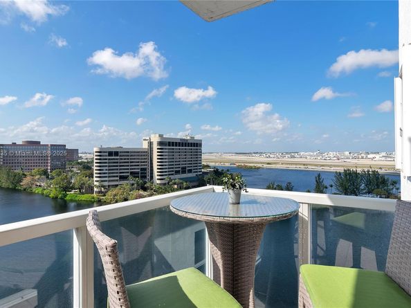 5077 NW 7th St 1202, Miami FL 33126
