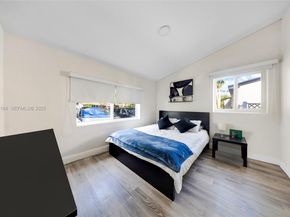 907 N Park Rd, Hollywood FL 33021