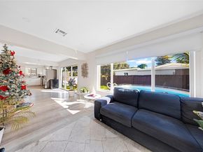 907 N Park Rd, Hollywood FL 33021