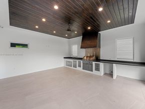 11675 NE 20th Dr, North Miami FL 33181