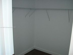 3301 NE 1st Ave H1705, Miami FL 33137