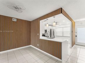 4301 Martinique Cir H2, Coconut Creek FL 33066