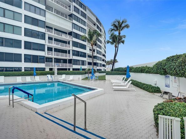 3590 S Ocean Blvd 809, South Palm Beach FL 33480