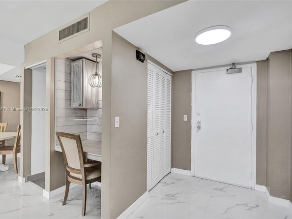 3590 S Ocean Blvd 809, South Palm Beach FL 33480