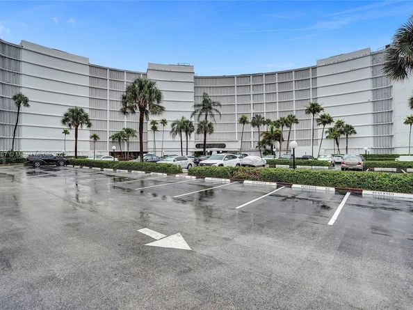 3590 S Ocean Blvd 809, South Palm Beach FL 33480