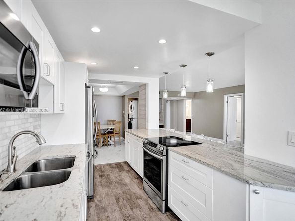 3590 S Ocean Blvd 809, South Palm Beach FL 33480