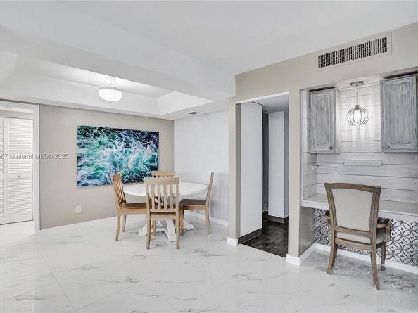 3590 S Ocean Blvd 809, South Palm Beach FL 33480