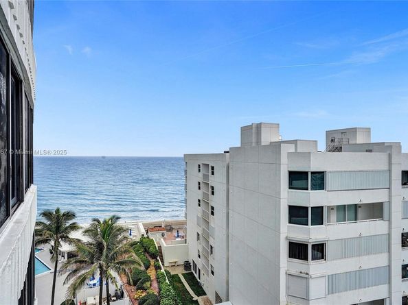 3590 S Ocean Blvd 809, South Palm Beach FL 33480