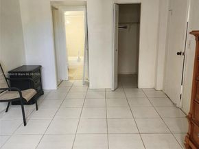 4851 NW 26th Ct 237, Lauderdale Lakes FL 33313