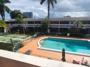 160 NE 8th Ave 21A, Hallandale Beach FL 33009