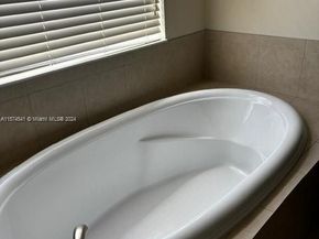 3311 NW 124th Way, Sunrise FL 33323