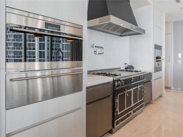 17975 Collins Avenue 2402, Sunny Isles Beach FL 33160