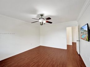 9950 SW 12th St, Pembroke Pines FL 33025