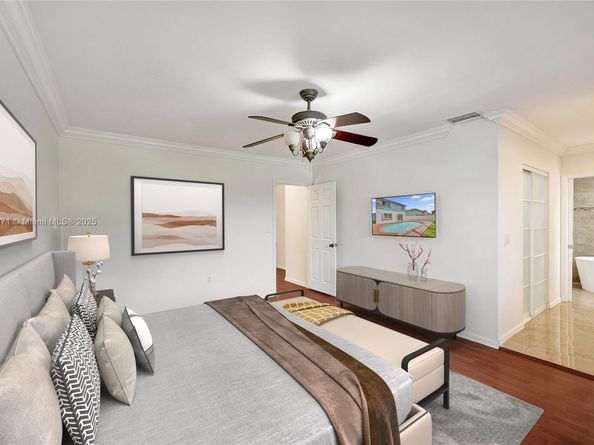 9950 SW 12th St, Pembroke Pines FL 33025