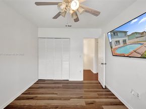 9950 SW 12th St, Pembroke Pines FL 33025