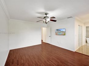9950 SW 12th St, Pembroke Pines FL 33025
