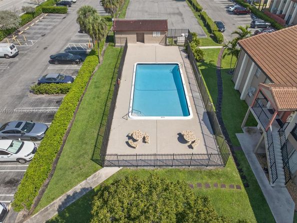 3149 Coral Ridge Dr 3149, Coral Springs FL 33065