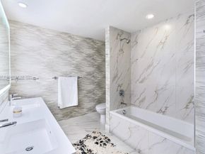 2000 Metropica Way 902, Sunrise FL 33323