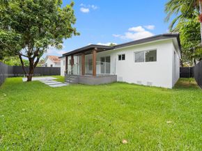 6820 SW 28th Ter, Miami FL 33155